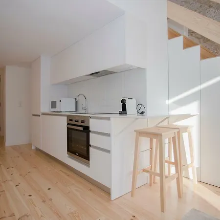 Liiiving In | Terrace & Sunny Apartment Porto
